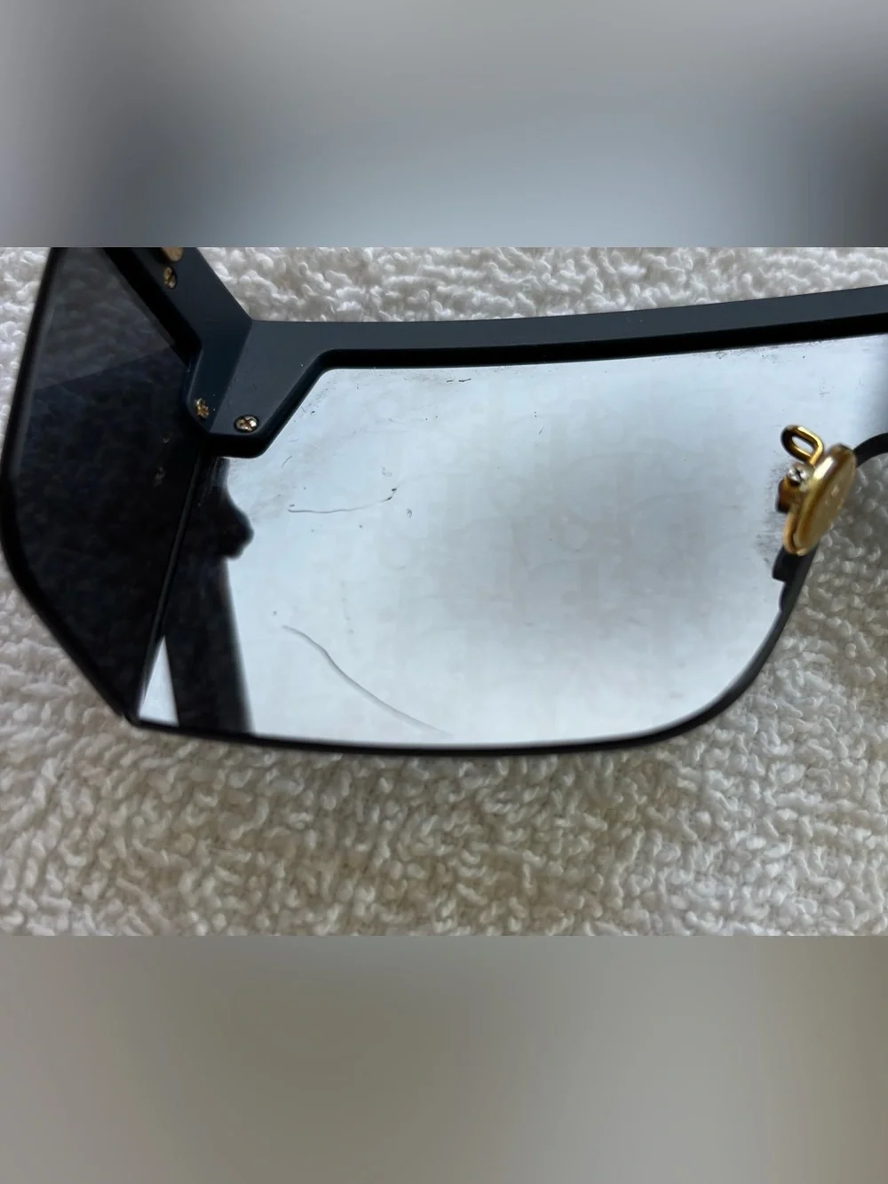 Dior none provided